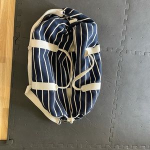 duffle bolsa brandy melville